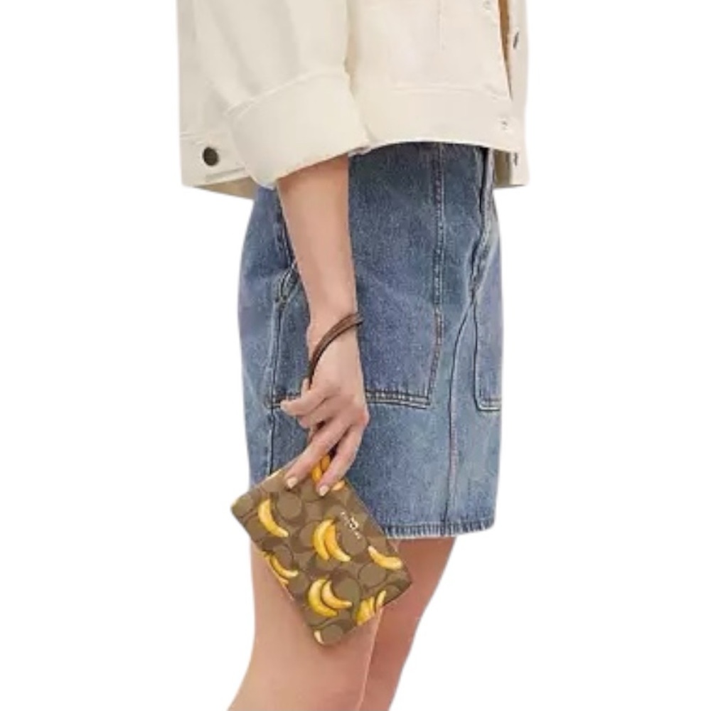 Coach Wristlet Signature Canvas Banana Print - Picture 5 of 9
